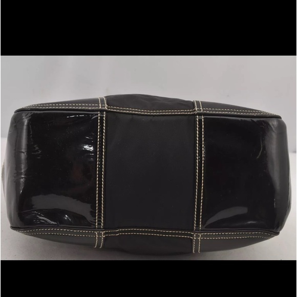PRADA Black Vintage Nylon Tessuto Enamel Shoulder Tote Bag | Preloved 🖤🖤 - Picture 9 of 16